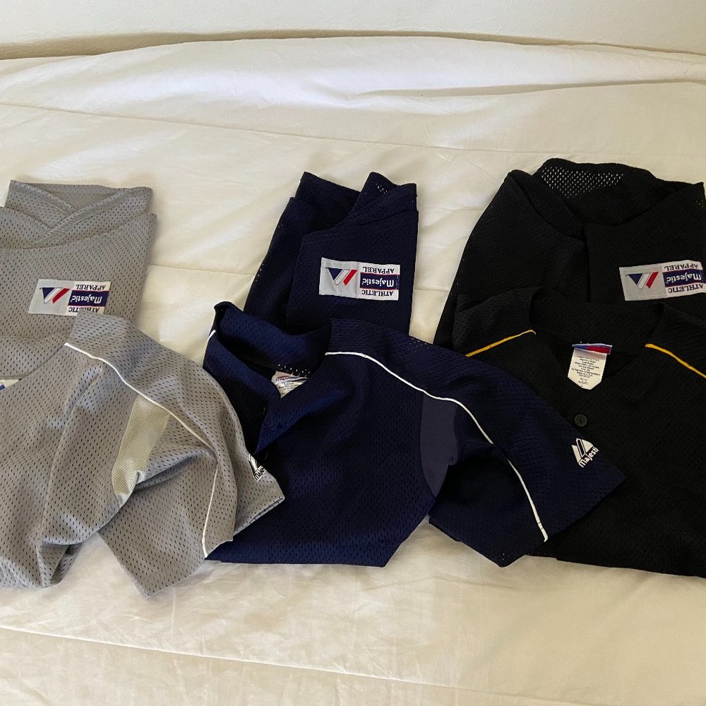 Men's Majestic softball/baseball jerseys